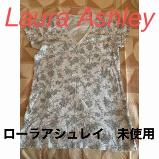 ローラアシュレイ(LAURA ASHLEY)のLaura Ashley ローラアシュレイ　Tシャツ　未使用品(Tシャツ(半袖/袖なし))