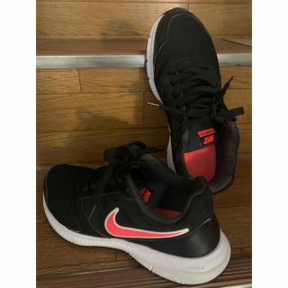 ナイキ(NIKE)のNIKE スニーカー 23.5(スニーカー)