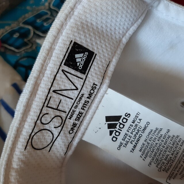 adidas(アディダス)のアディダス　白　キャップ帽　 osfm メンズの帽子(キャップ)の商品写真