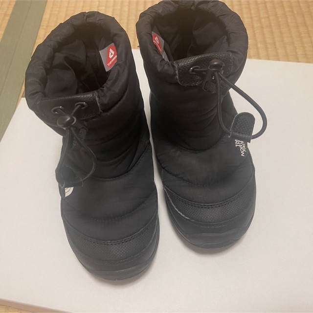 THE NORTH FACE(ザノースフェイス)の専用出品です キッズ/ベビー/マタニティのキッズ靴/シューズ(15cm~)(ブーツ)の商品写真