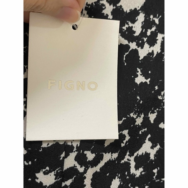 FIGNO 新品未使用タグ付き！ レディースのワンピース(ひざ丈ワンピース)の商品写真