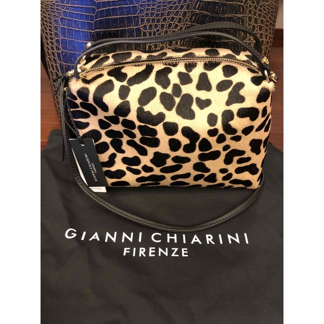 ☆GIANNI CHIARINI・ハラコショルダーバッグM新品☆