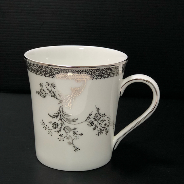 新品 WEDGWOOD ウェッジウッド ヴェラ・ウォン ペア マグカップ | www