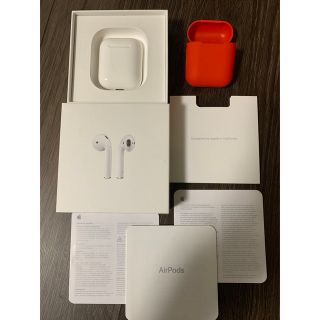 アップル(Apple)の中古　送料込み　Apple AirPods (第1世代) MMEF2J/A(ヘッドフォン/イヤフォン)