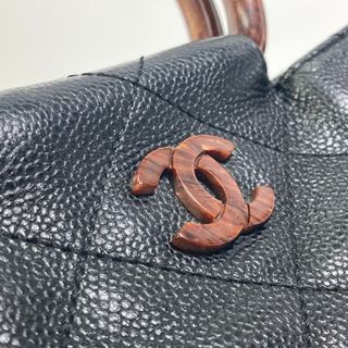 シャネル CHANEL CC ココマーク マトラッセ キルティング ウッドハンドル カバン トートバッグ ハンドバッグ キャビアスキン ホワイト