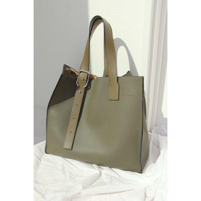 大得価定番】 LOEWE - 美品‼️LOEWE メンズ トートバッグの通販 by