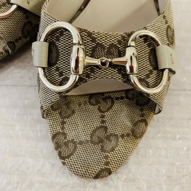 Gucci(グッチ)の【即日発送】グッチ ホースビット GG柄 セパレート オープントゥ パンプス レディースの靴/シューズ(ハイヒール/パンプス)の商品写真