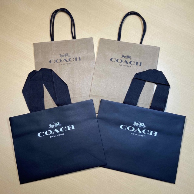 COACH(コーチ)の未使用 コーチ ショップ袋 ショッパー 4袋セット レディースのバッグ(ショップ袋)の商品写真