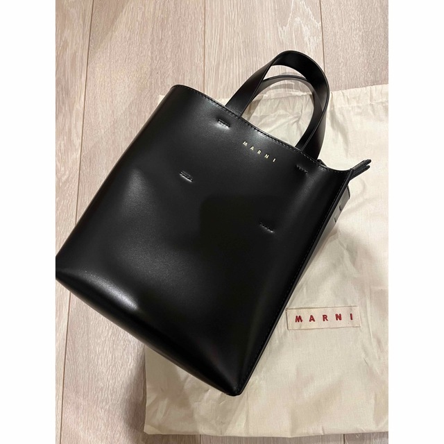 メーカー直売】 Marni MUSEOバック 美品 MARNI - ショルダーバッグ