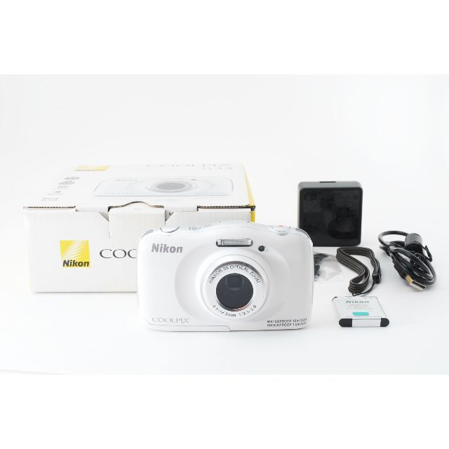 お手軽防水カメラ】ニコン Nikon COOLPIX S33 お手軽防水カメラ】ニコン Nikon COOLPIX S33