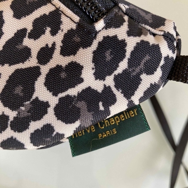 Herve Chapelier(エルベシャプリエ)の新品エルベシャプリエショルダーバッグ2851Fパンサーブラン レディースのバッグ(ショルダーバッグ)の商品写真
