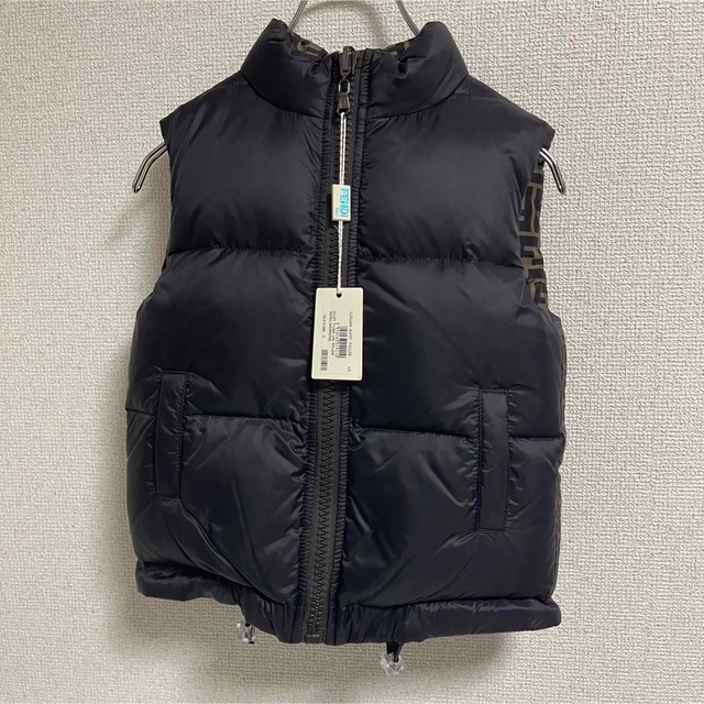 新品　未使用　FENDI ベスト