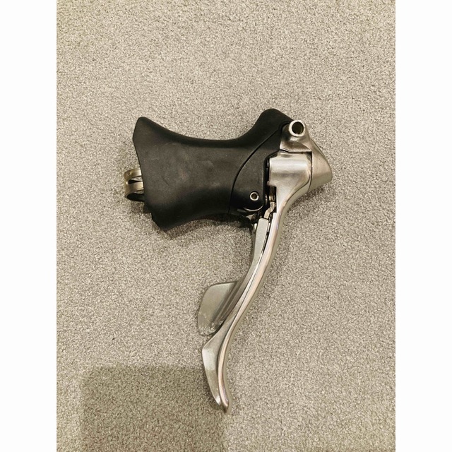 SHIMANO(シマノ)の【中古】SHIMANO ST-7700 左シフトレバー スポーツ/アウトドアの自転車(パーツ)の商品写真