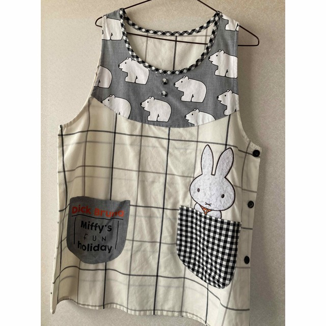 miffy(ミッフィー)のぽっちゃん様専用 エプロン　保育士　ミッフィー レディースのレディース その他(その他)の商品写真