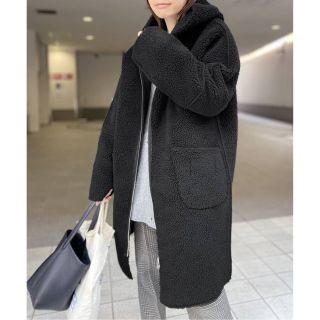 アパルトモンドゥーズィエムクラス(L'Appartement DEUXIEME CLASSE)の新品タグ付★ ルーアンドレアMouton Fake Food coat(ロングコート)