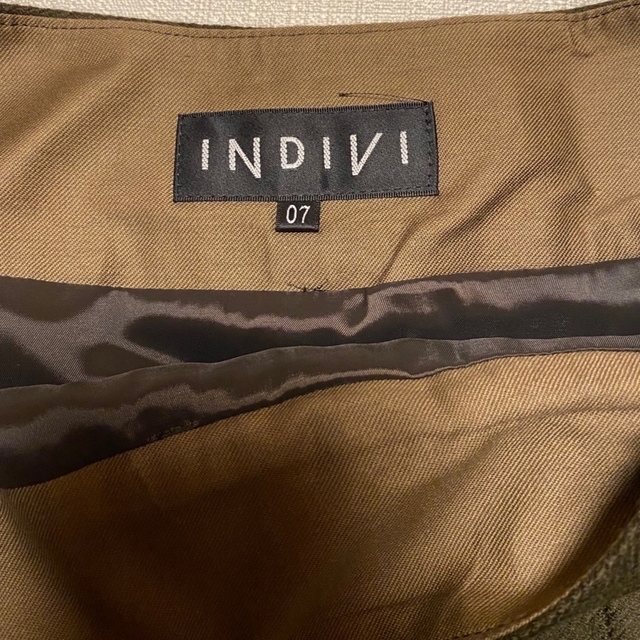 INDIVI(インディヴィ)のさな様専用【INDIVI】インディヴィ  プリーツ　スカート レディースのスカート(ひざ丈スカート)の商品写真