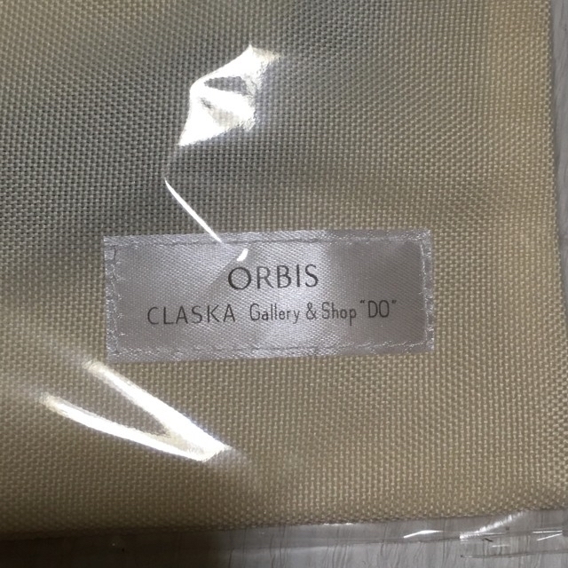 ORBIS(オルビス)の【新品・おまけ付】オルビス　サコッシュ　オフホワイト レディースのバッグ(ボディバッグ/ウエストポーチ)の商品写真