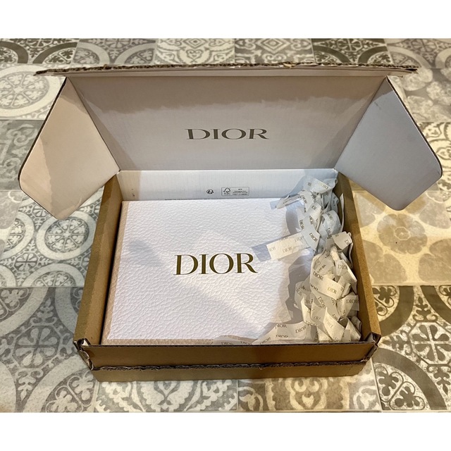 Dior(ディオール)の【しー様専用】ディオール  dior  バースデーギフト香水ノベルティ新品未使用 エンタメ/ホビーのコレクション(ノベルティグッズ)の商品写真