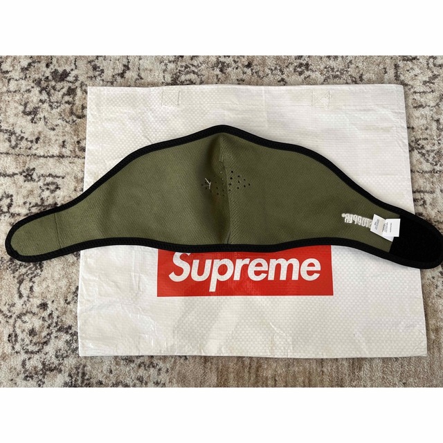 Supreme WINDSTOPPER Facemask dark olive