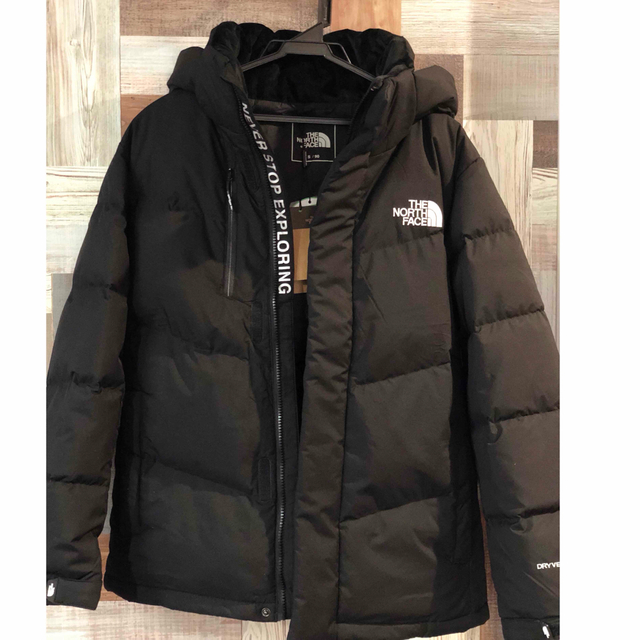 THE NORTH FACE(ザノースフェイス)のノースフェイス　グースダウン  ブラック　チャレンジエア　ビレイヤー  メンズのジャケット/アウター(ダウンジャケット)の商品写真