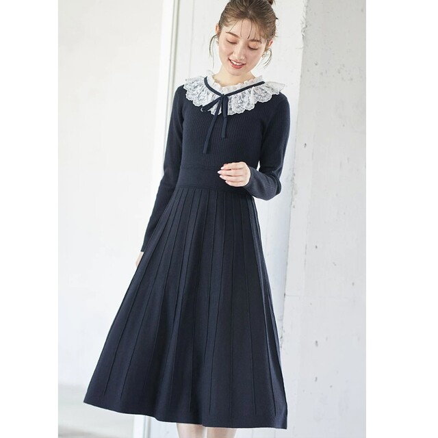 TOCCO closet(トッコクローゼット)のみんなにモテる愛され力♪リボン×フリルレース襟付きニットワンピース レディースのワンピース(ロングワンピース/マキシワンピース)の商品写真