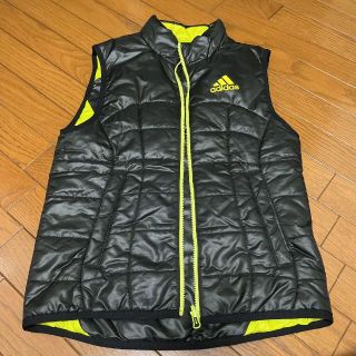 アディダス(adidas)のadidas アディダス ベスト 中綿 リバーシブル(ベスト/ジレ)