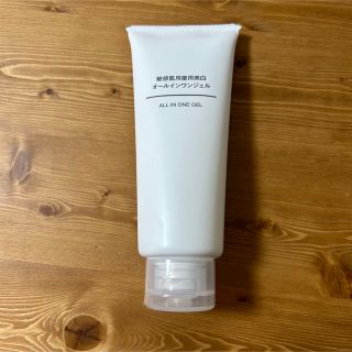 ムジルシリョウヒン(MUJI (無印良品))の無印良品 敏感肌用薬用美白オールインワンジェル100g(保湿ジェル)