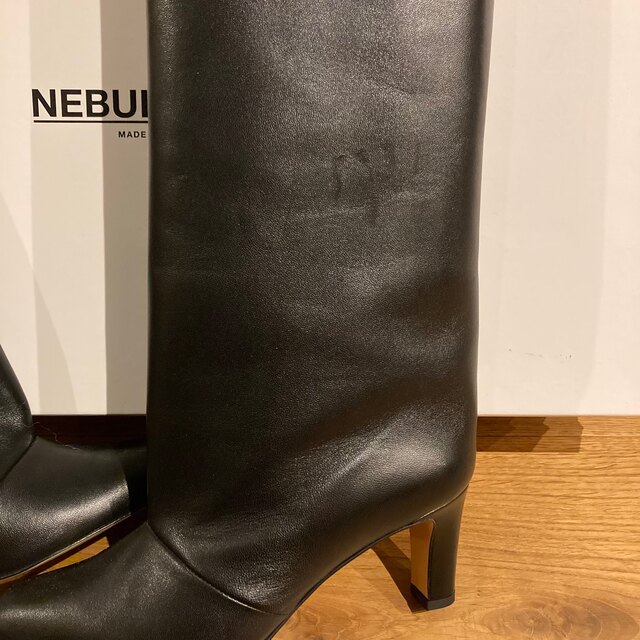 新品NEBULONI E. ネブローニNAPPAルーズフィットロングブーツ36