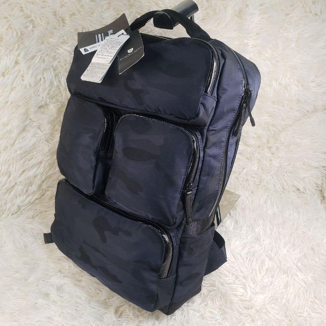 新品未使用タグ付!ブラックレーベルクレストブリッジ バックパック