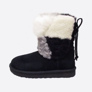 アグ(UGG)の★新品★UGG★クラシックショートパッチワーク (Black/W6/23cm)(ブーツ)