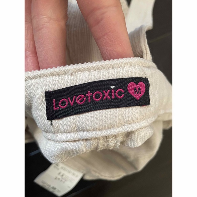 lovetoxic(ラブトキシック)のLOVETOXIC  コーデュロイ　アイボリーサロペット150 レディースのパンツ(サロペット/オーバーオール)の商品写真