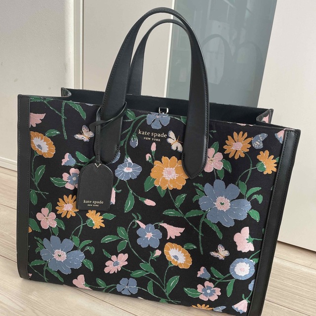 Kate Spade マンハッタン　ラージトートバッグ