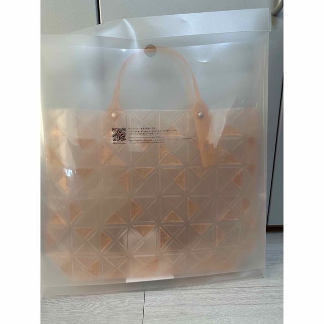 ISSEY MIYAKE(イッセイミヤケ)のイッセイミヤセ　バオバオトートバッグ新品（861） レディースのバッグ(トートバッグ)の商品写真