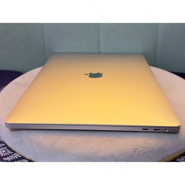 MacBookPro16 TouchBar i7 16GB 512GB 2019