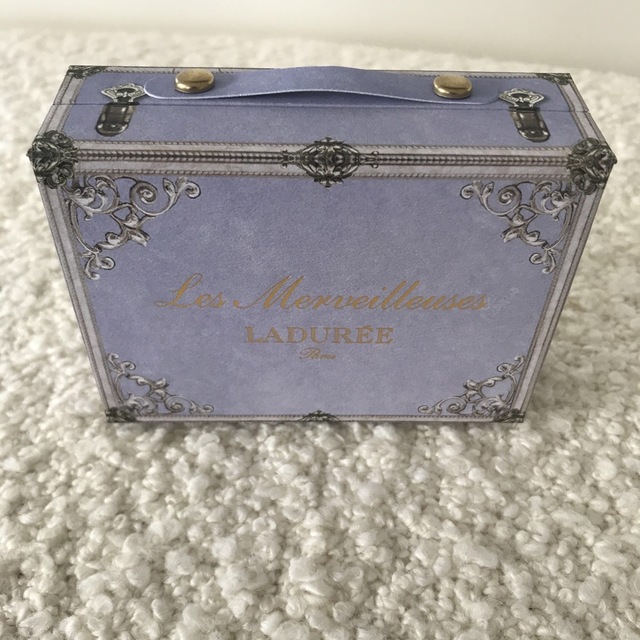 Les Merveilleuses LADUREE(レメルヴェイユーズラデュレ)のレメルヴェィユーズラデュレ　メイクアップパレットII コスメ/美容のキット/セット(コフレ/メイクアップセット)の商品写真