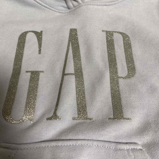 GAP(ギャップ)の子供服　GAP 100cmパーカー キッズ/ベビー/マタニティのキッズ服女の子用(90cm~)(ジャケット/上着)の商品写真