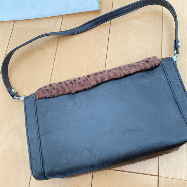 LONGCHAMP(ロンシャン)の送料込★ Longchamp ロンシャン 豹柄ハンドバッグ クラッチバッグ レディースのバッグ(ハンドバッグ)の商品写真