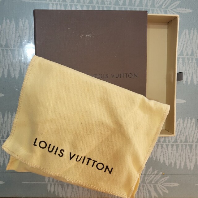 LOUIS VUITTON(ルイヴィトン)のルイヴィトン　モノグラムヴェルニ レディースのファッション小物(財布)の商品写真