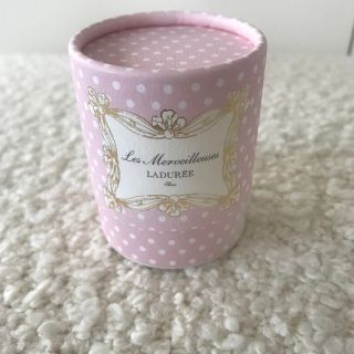 レメルヴェイユーズラデュレ(Les Merveilleuses LADUREE)のレメルヴェィユーズラデュレ　フェイスパウダー　03(フェイスパウダー)