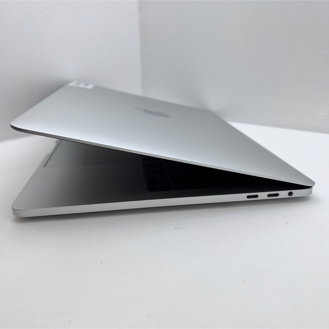 MacBook Pro2018 メモリ16GB SSD256GB Office