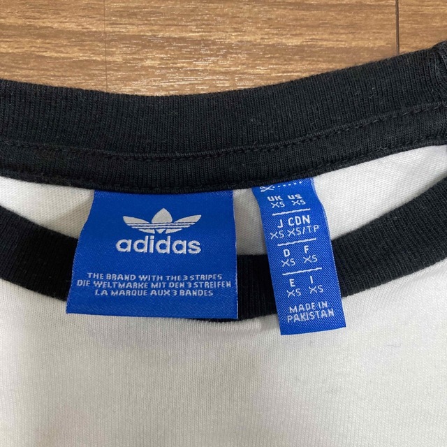 adidas(アディダス)のadidas ロンt Mサイズ レディースのトップス(Tシャツ(長袖/七分))の商品写真