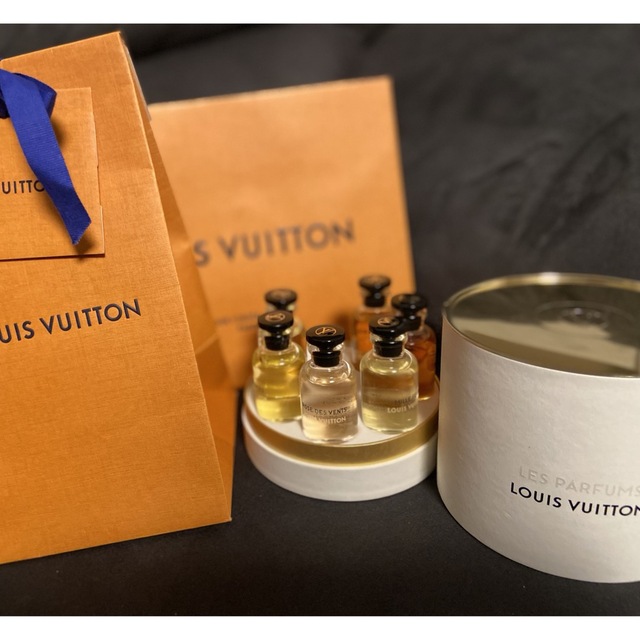 LOUIS VUITTON(ルイヴィトン)のルイヴィトン オードゥ パルファン 香水 ミニチュアセット コスメ/美容の香水(香水(女性用))の商品写真
