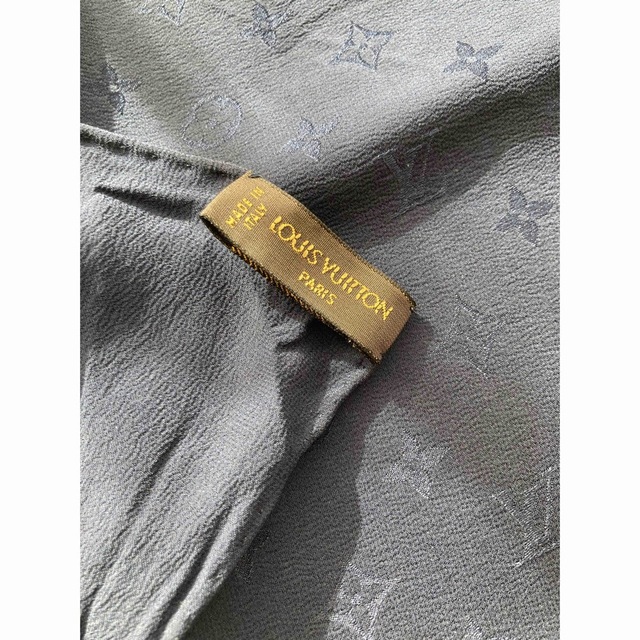 LOUIS VUITTON ルイヴィトンモノグラムスカーフ 紺87×83 箱付 小物