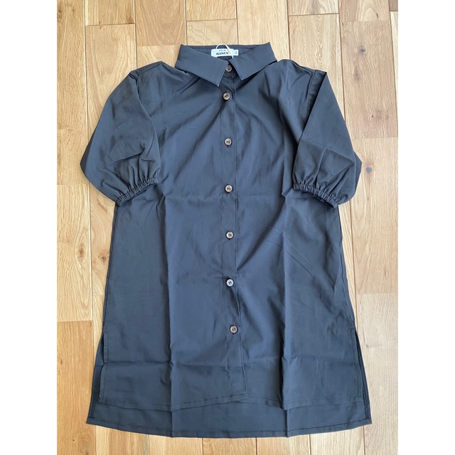 新品 ペアマノン 襟付きシャツ ワンピース 黒 90センチ ロング丈 キッズ/ベビー/マタニティのキッズ服女の子用(90cm~)(ワンピース)の商品写真