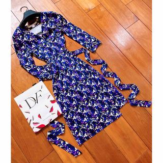 ダイアンフォンファステンバーグ(DIANE von FURSTENBERG)の美品ダイアンフォンファステンバーグ　ワンピース　ブルーピンク　ラップドレス　0(ひざ丈ワンピース)