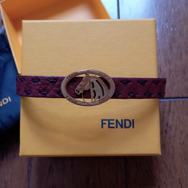 FENDI(フェンディ)のFENDI　ブレスレット レディースのアクセサリー(ブレスレット/バングル)の商品写真