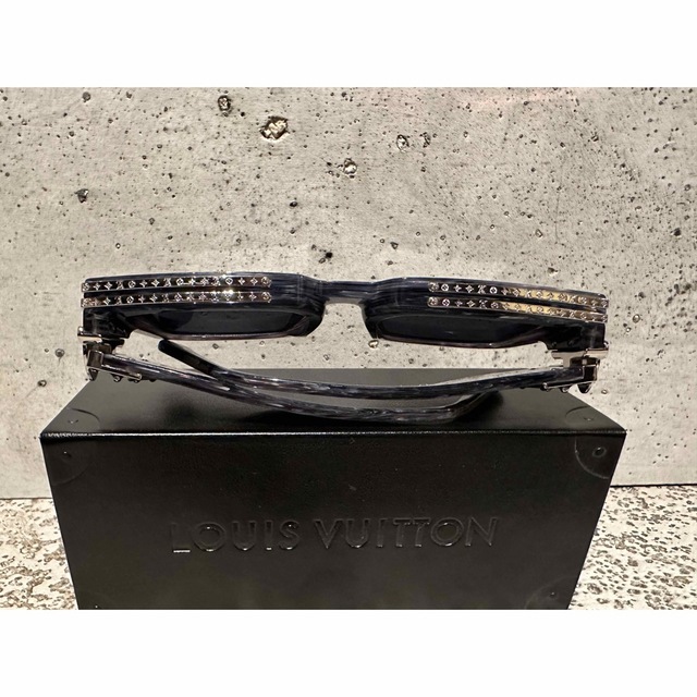 LOUIS VUITTON(ルイヴィトン)の美品　Louis Vuitton ルイヴィトン  1.1 ミリオネア  メンズのファッション小物(サングラス/メガネ)の商品写真