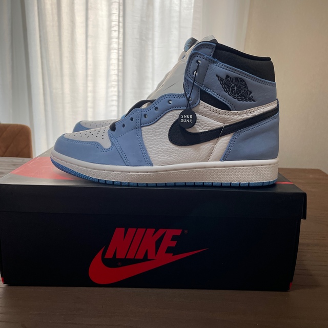 Air Jordan 1 High OG "University Blue"