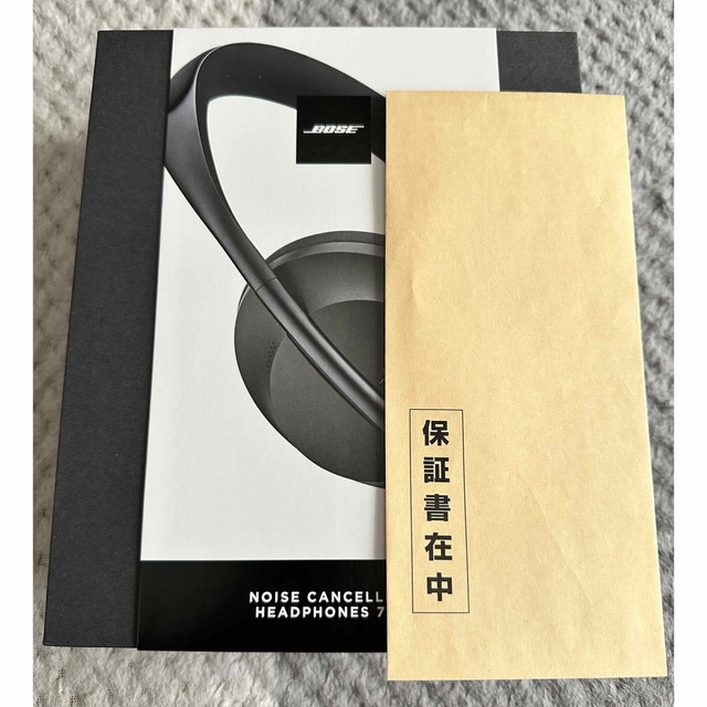 新品　BOSE ワイヤレス ヘッドホン NOISE CANCELLING 700 スマホ/家電/カメラのオーディオ機器(ヘッドフォン/イヤフォン)の商品写真