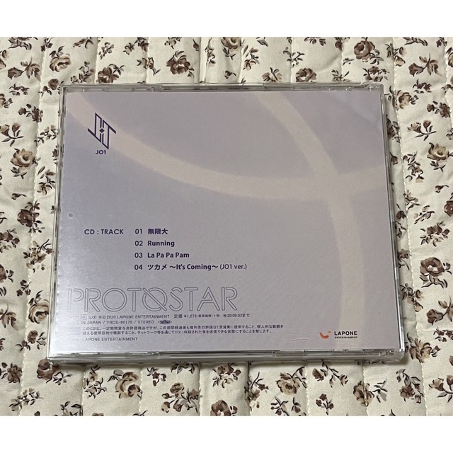 JO1(ジェイオーワン)のJO1 PROTOSTAR 通常盤 エンタメ/ホビーのタレントグッズ(アイドルグッズ)の商品写真